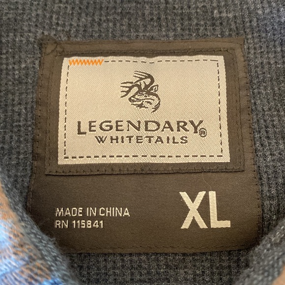 Legendary Whitetails Flannel Jacket - Picture 2 of 4